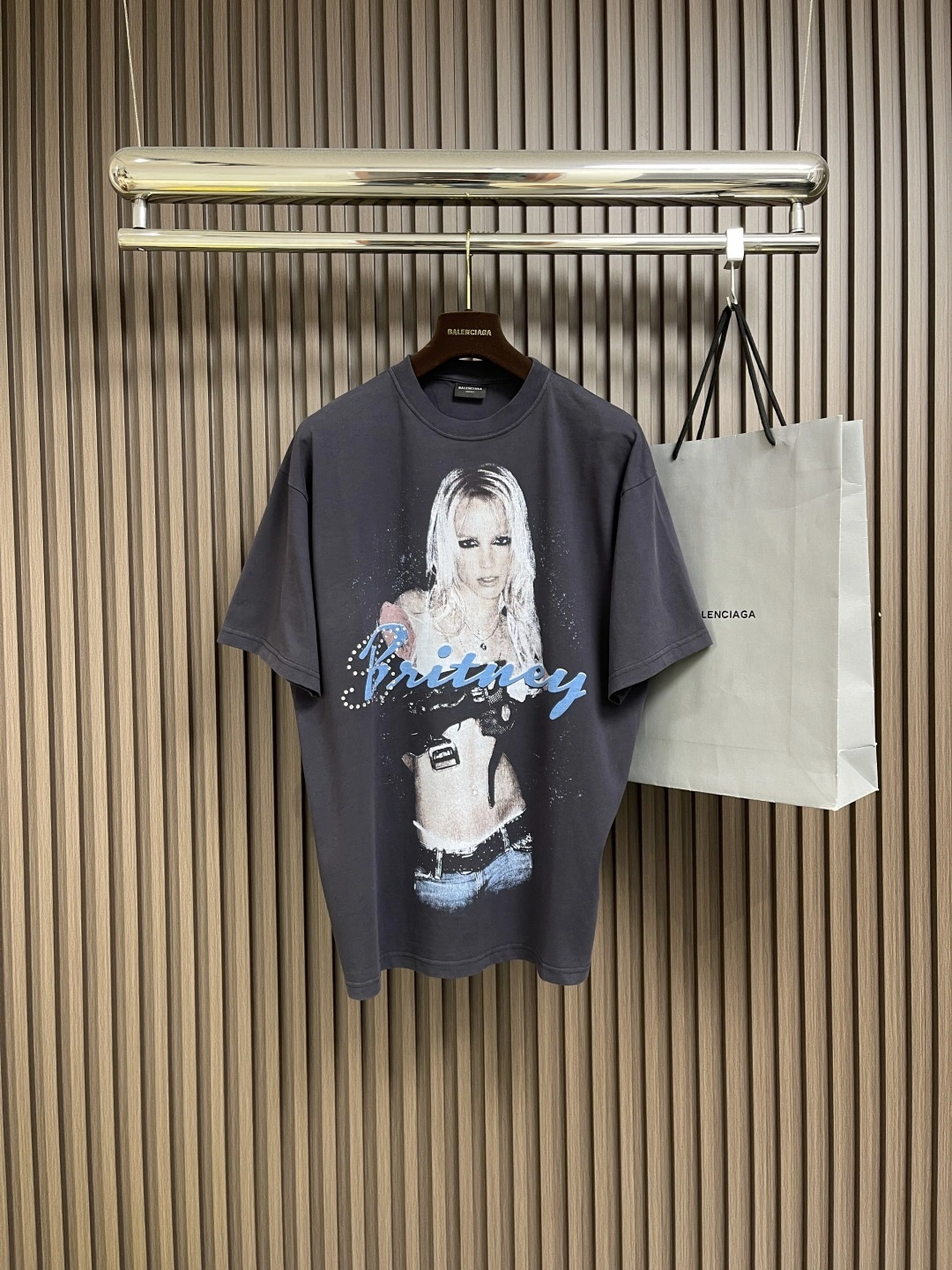 wg.luxury- 218593i16 2025ss Balenciaga Music|Britney Series item:E-F026G1002